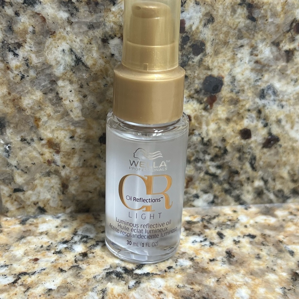 Wella Light Luminous Reflective Oil